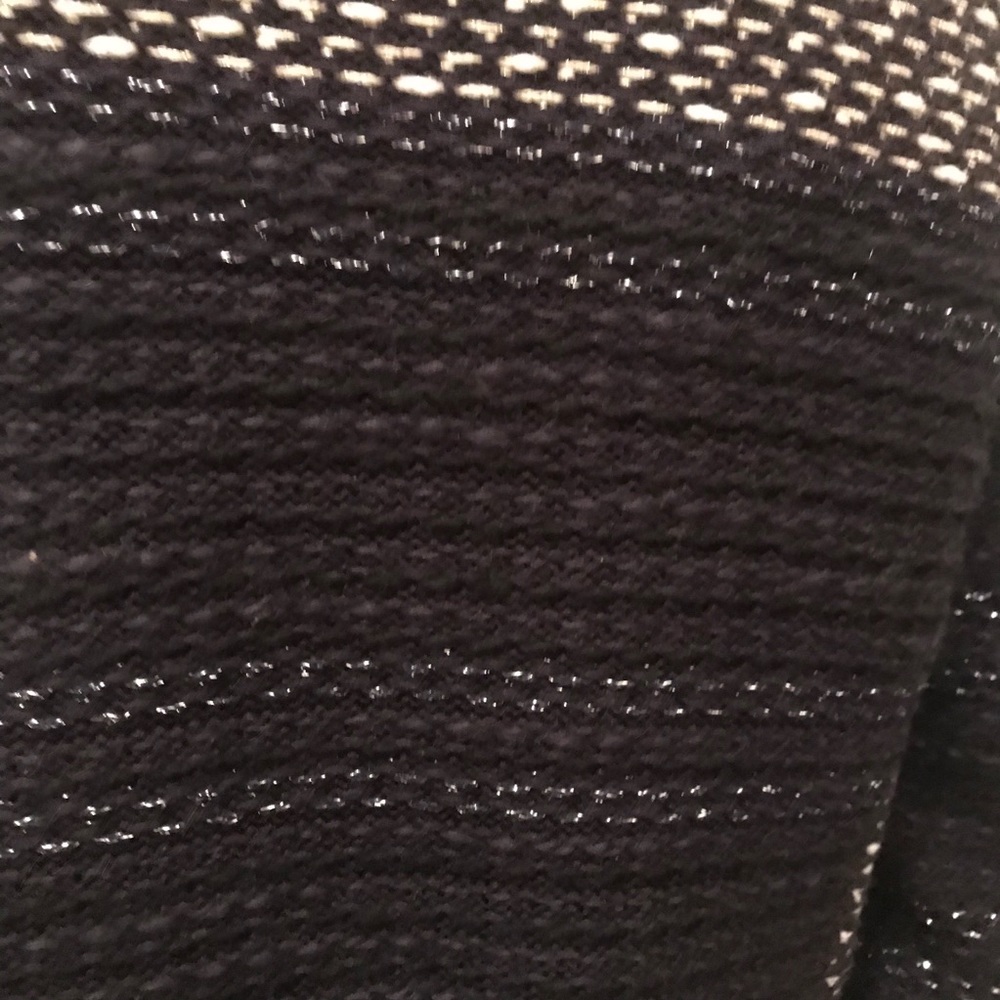 Sweater - Picture 7 of 11